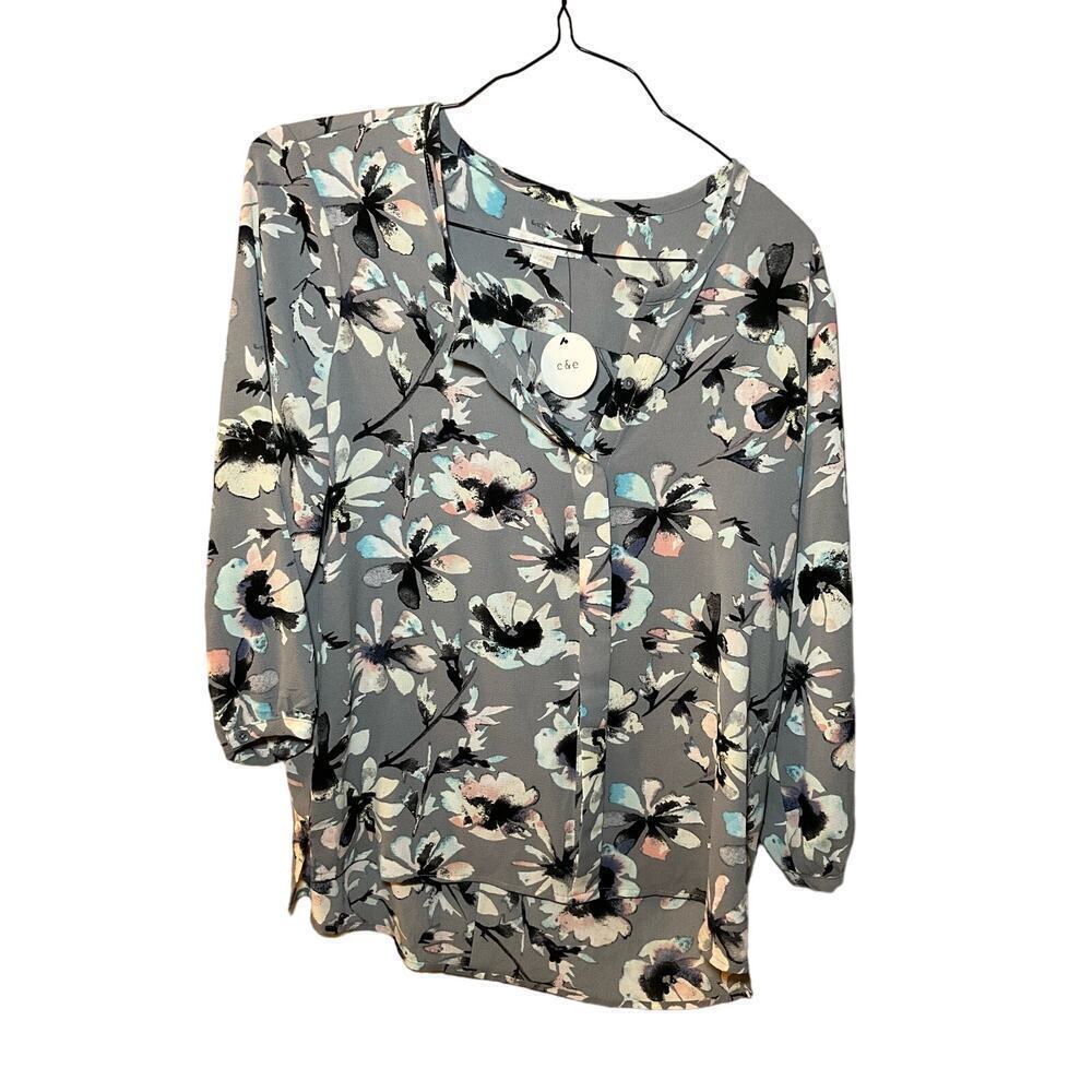 C & E Blouse Top Women Large Gray Floral Polyester Stretch Hi-Low Hem 3/4 Sleeve